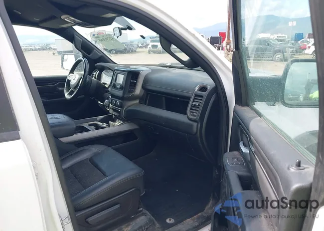 1C6SRFLT8LN268204: 42795160