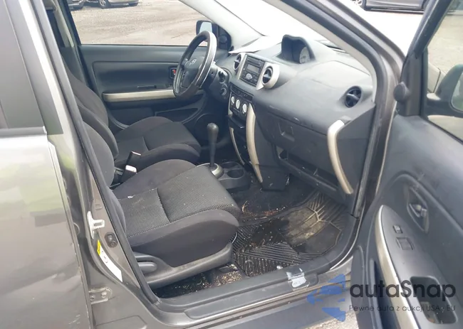 JTKKT604050104526: 42795418