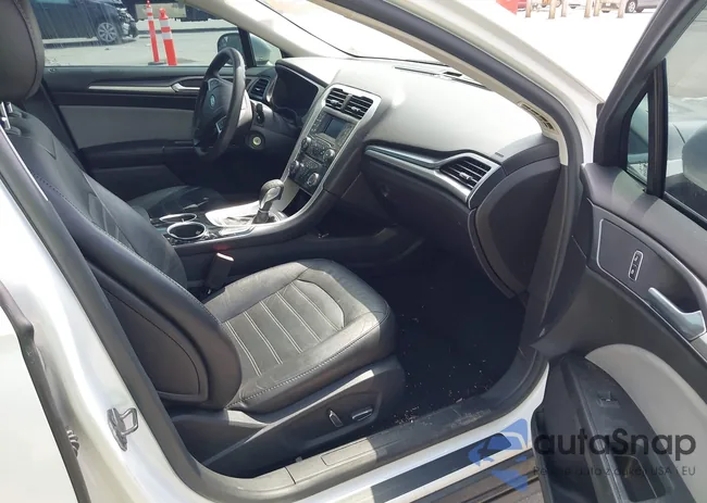 3FA6P0G76DR380191: 42795513