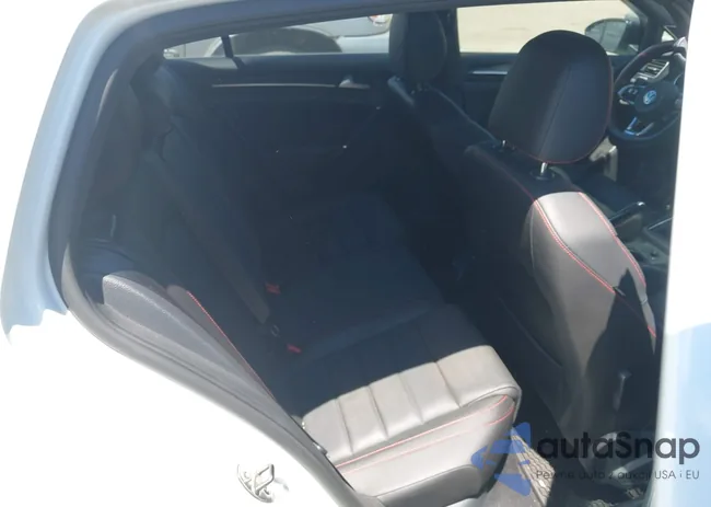 3VW547AU2HM000642: 42794745