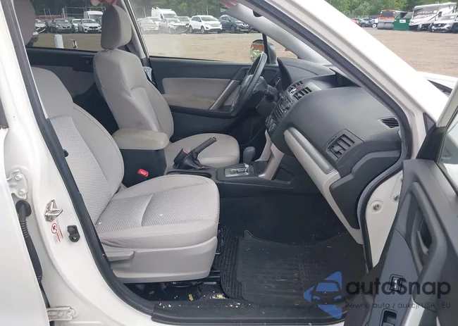 JF2SJADC3FH803610: 42796337