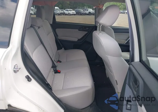 JF2SJADC3FH803610: 42796337