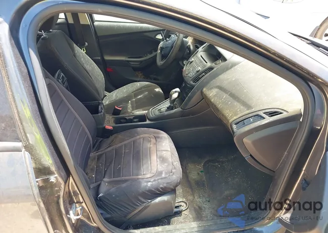 1FADP3F2XFL228561: 42796493