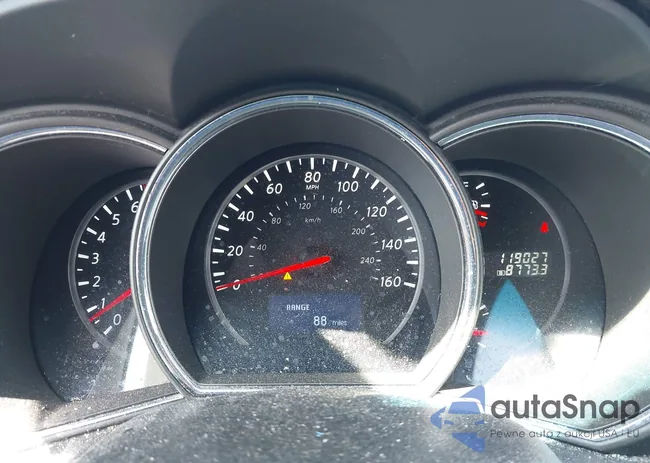 JN8AZ1MU2EW421479: 42796518