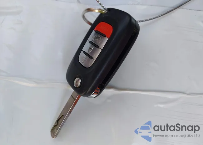 WMEFJ5DA7GK068903: 42795744