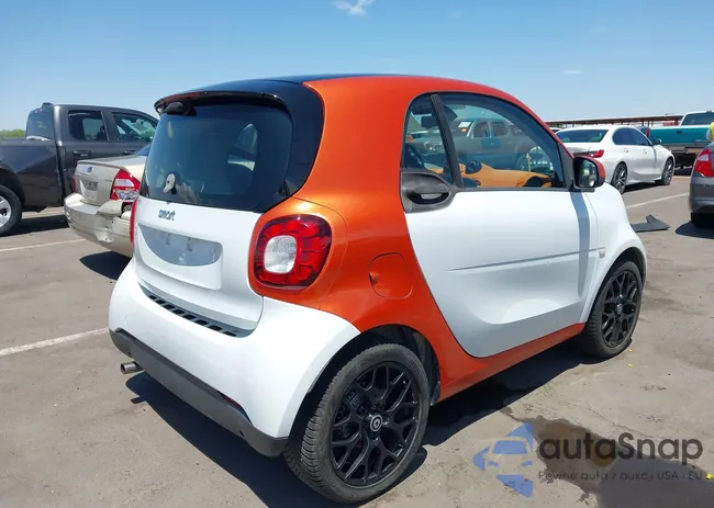 WMEFJ5DA7GK068903: 42795744