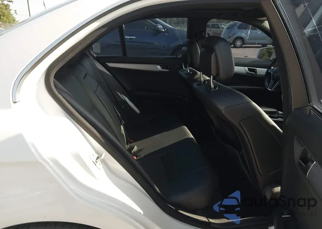 WDDGF4HB9DA828192: 42795902