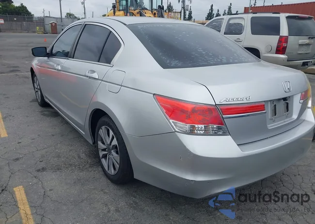 1HGCP2F32CA246392: 42795940