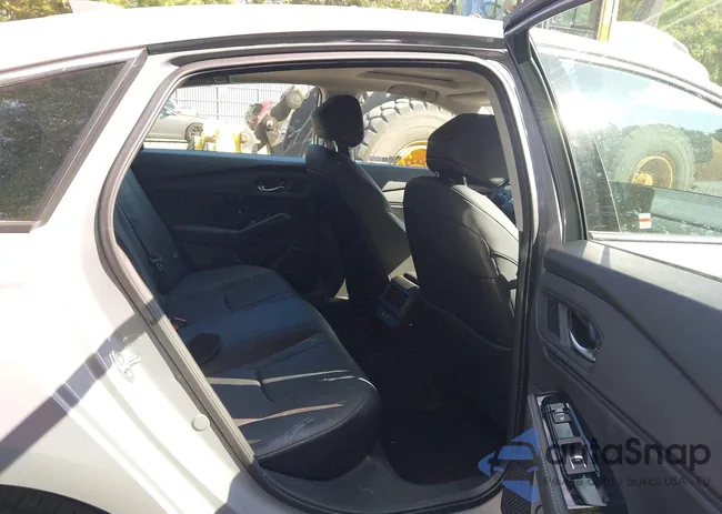 1HGCY2F88RA075343: 42796973