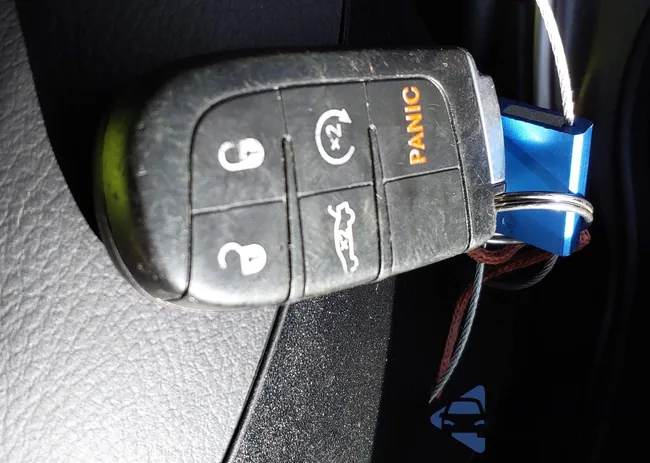 2C3CDZBT9LH124804: 42797024