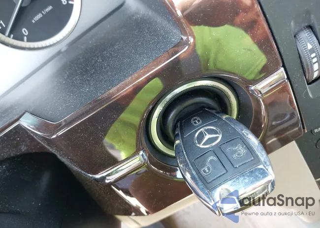 WDCGG8HBXAF490373: 42797040