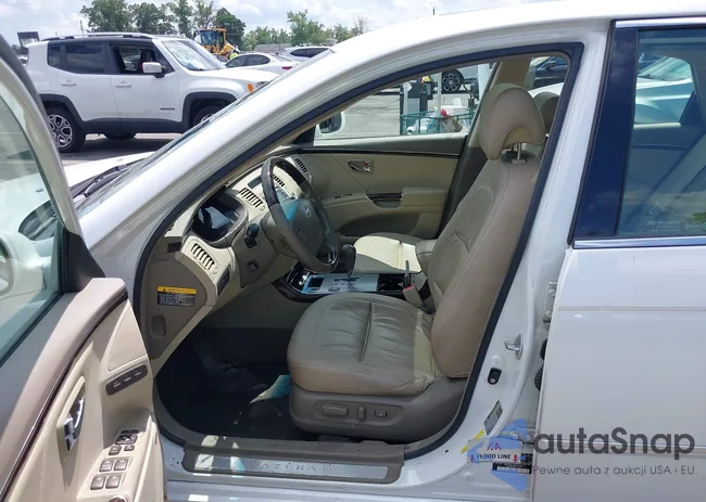 KMHFC4DF3BA547165: 42797141