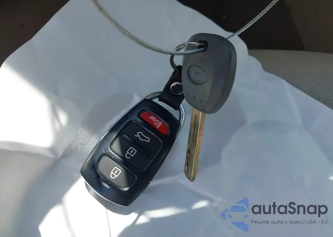 KMHFC4DF3BA547165: 42797141