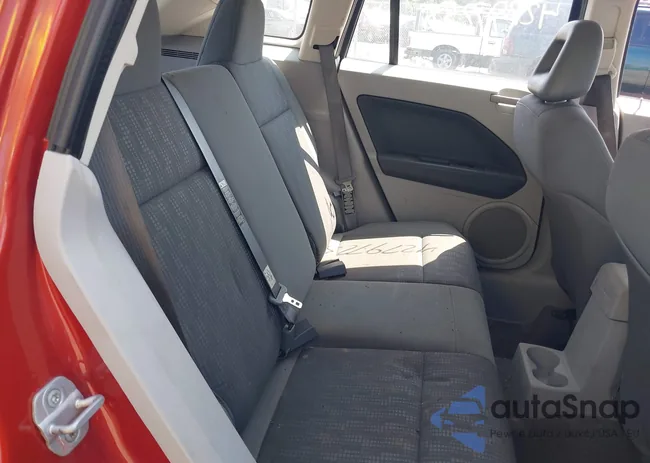 1B3HB48B67D412681: 42797258