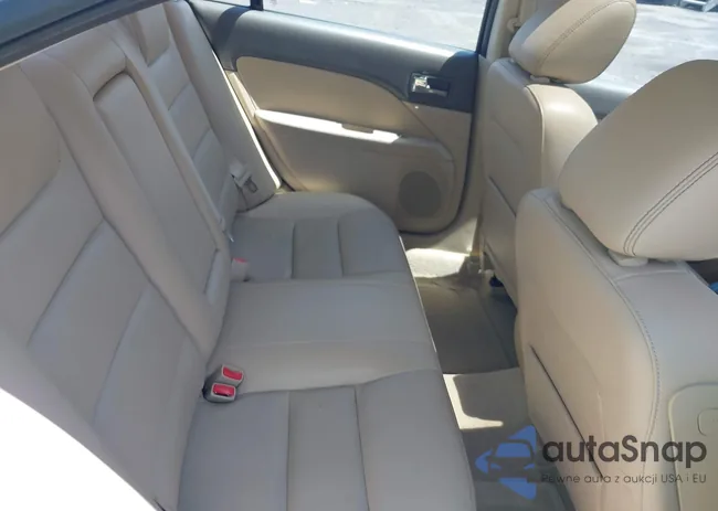 3FAHP08Z09R178107: 42797320