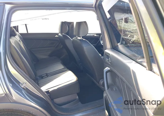 3VV8B7AX2NM126366: 42797407