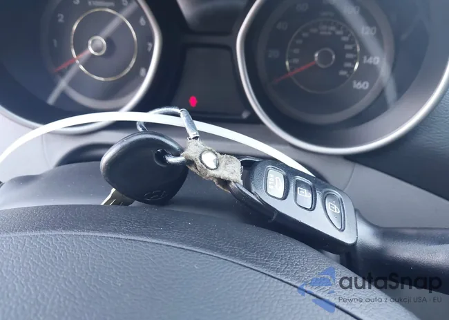 KMHDH4AE3DU664296: 42797467