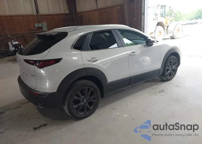 3MVDMBBM9RM638581: 42796687