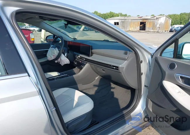 KMHL14JA0RA396846: 42796775