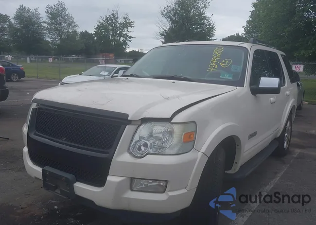 1FMEU75E28UA79016: 42796880