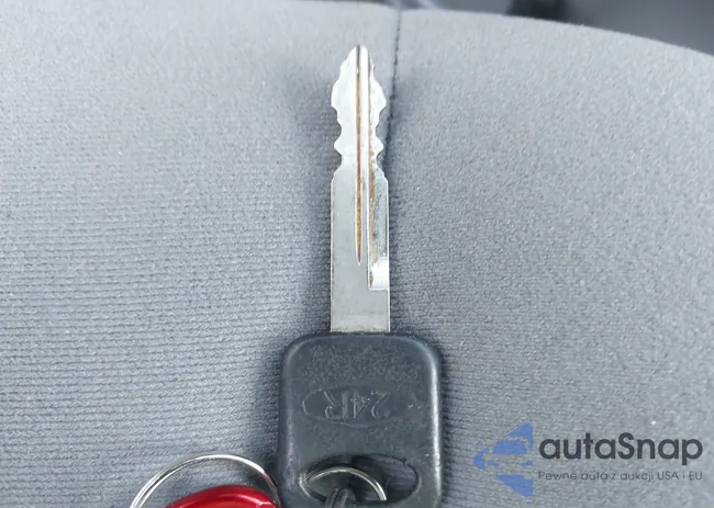 1FDSS3BL5CDA87351: 42796893