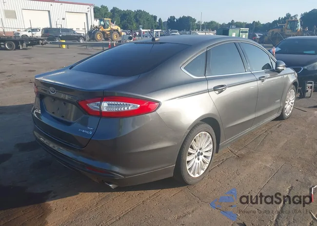 3FA6P0LU9GR285513: 42796945