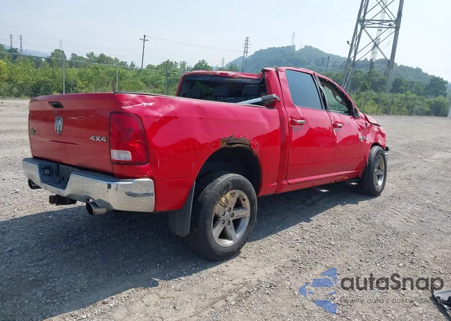 1D3HV13TX9J526523: 42797984