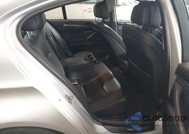 WBAXH5C58DDW11840: 42798043