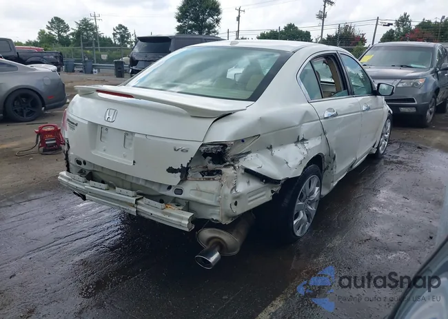 1HGCP36879A045680: 42798087