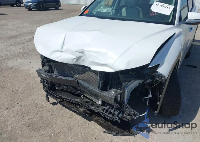 5NMJECAE9NH086773: 42798211