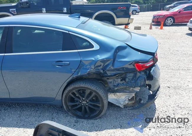 1G1ZD5ST9RF154872: 42798216