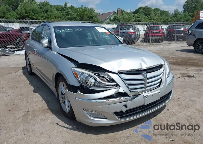 KMHGC4DD7DU235791: 42798229