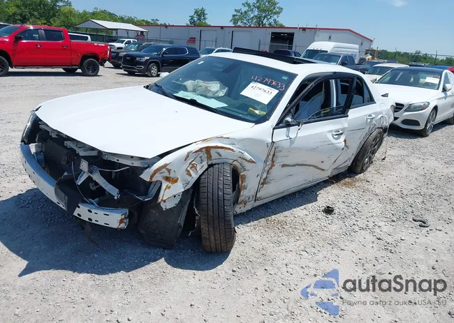 2C3CCAGG3JH121278: 42797633