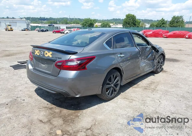 1N4AL3AP1JC244397: 42797692