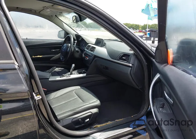 WBA3A5G56DNP22801: 42797823