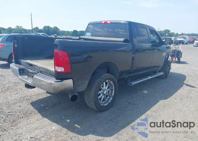 3C6UR5CL4JG316175: 42797954