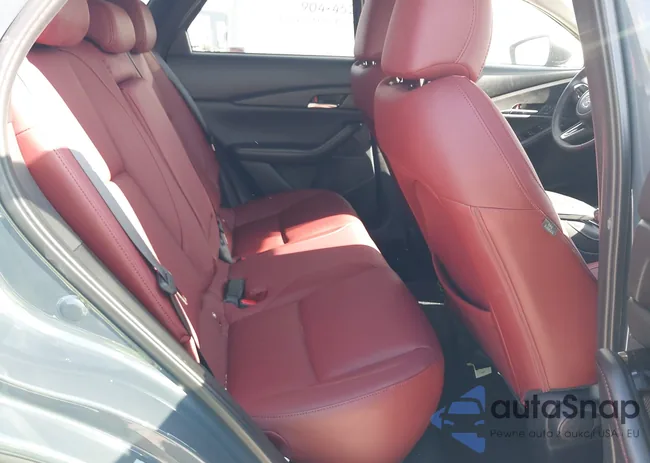 3MVDMBCM4RM668232: 42799038