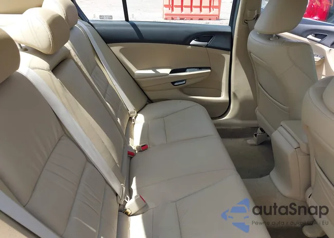 1HGCP2F68BA151568: 42799039