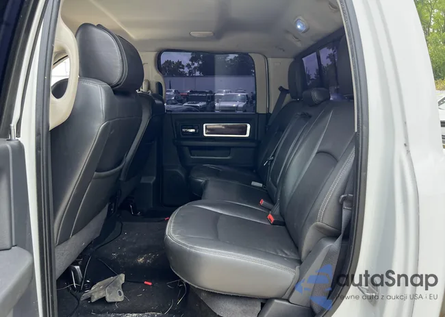 3C6UD5FL6CG139061: 42799042