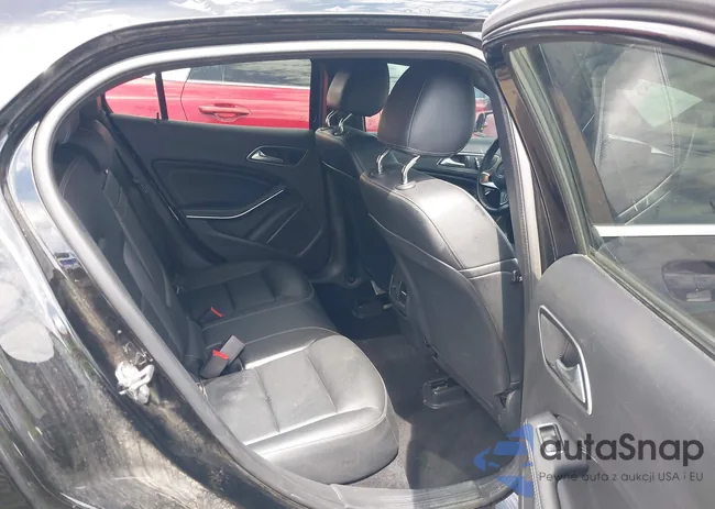 W1NTG4EB5LU029252: 42799049