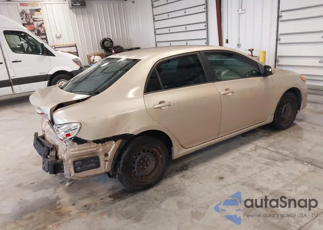 2T1BU4EE8BC728814: 42799165