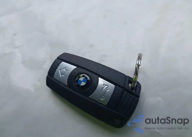 WBAKF9C55DE860081: 42799245