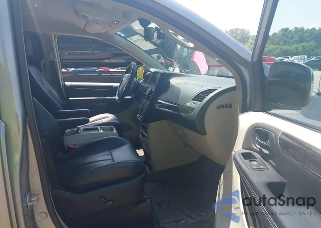 2C4RC1CG7DR590206: 42799330