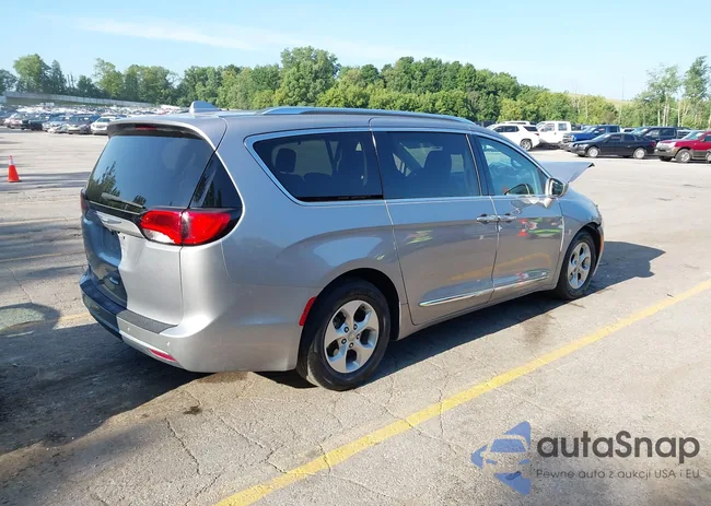 2C4RC1EG2HR511883: 42799340