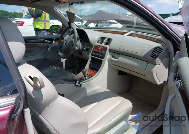 WDBLJ65G6WF036833: 42799393