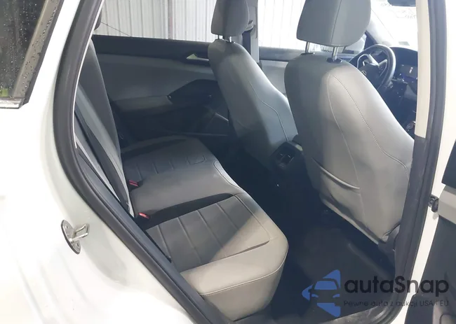 3VVRX7B27NM018513: 42798856