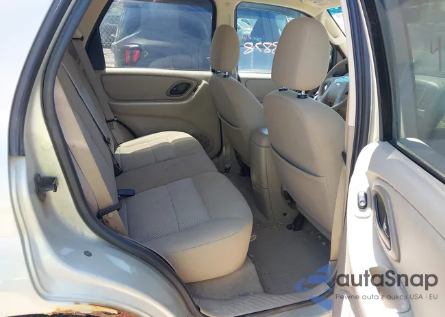 1FMYU93165KD64205: 42798878