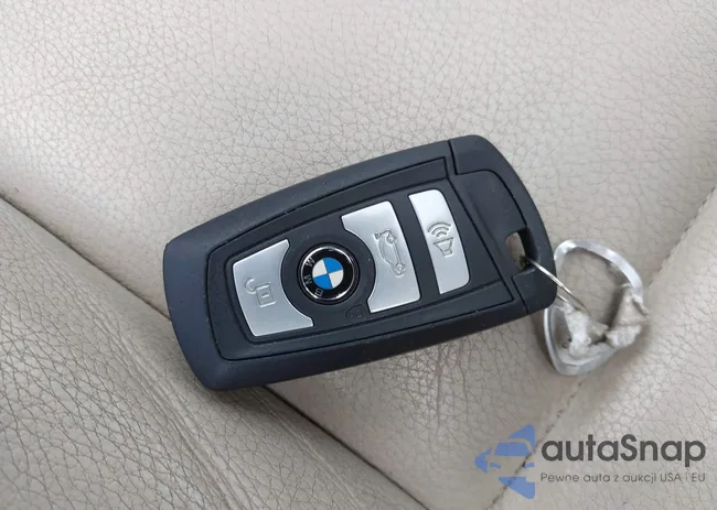 WBAXH5C51CDW02072: 42799985