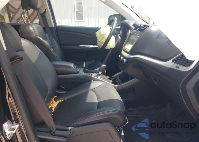 3C4PDDEG7JT388946: 42800060