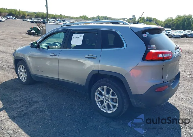 1C4PJLCB6FW670734: 42800071